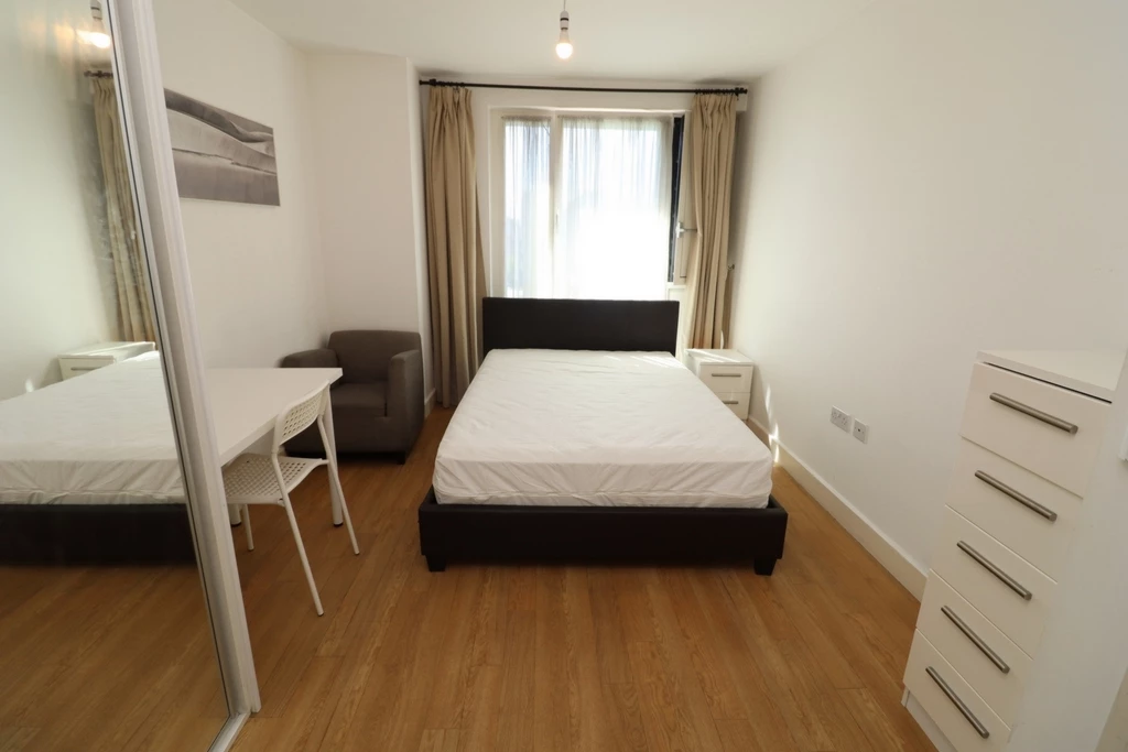 Property photo: Marner Point,1 Jefferson Plaza, E3