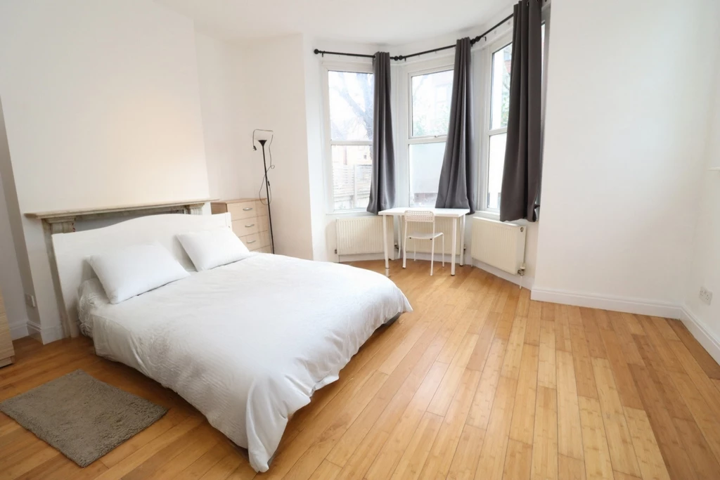 Similar Property: Double Room in St. James Street