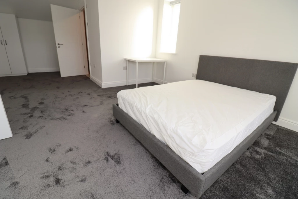 Property photo: Abbey Road, EN1