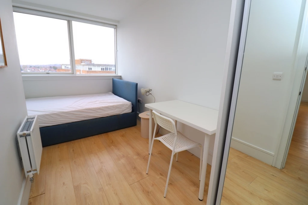 Similar Property: Double room - Single use in Wembley