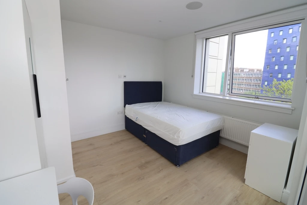 Similar Property: Double room - Single use in Wembley