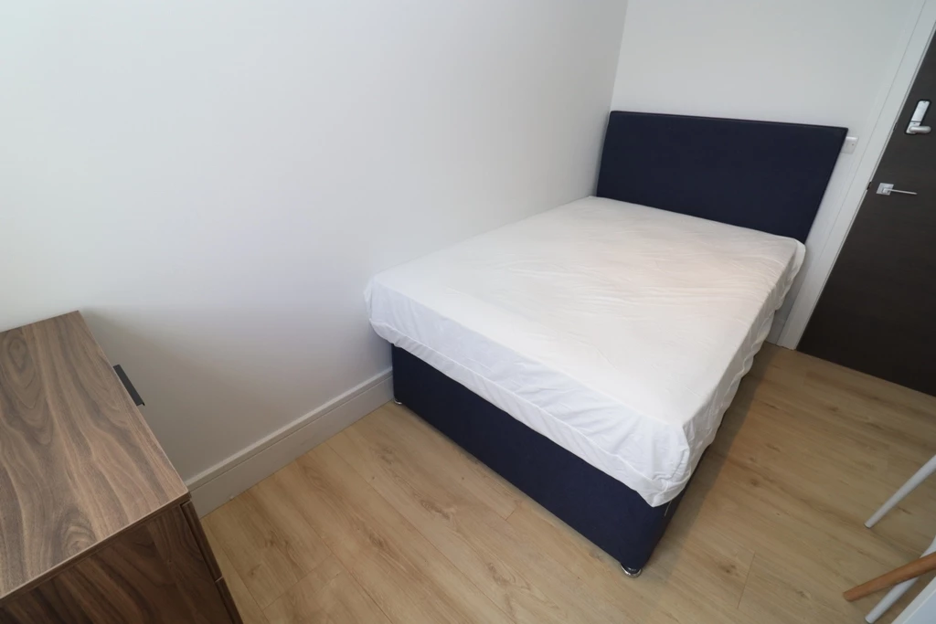 Similar Property: Double room - Single use in Wembley