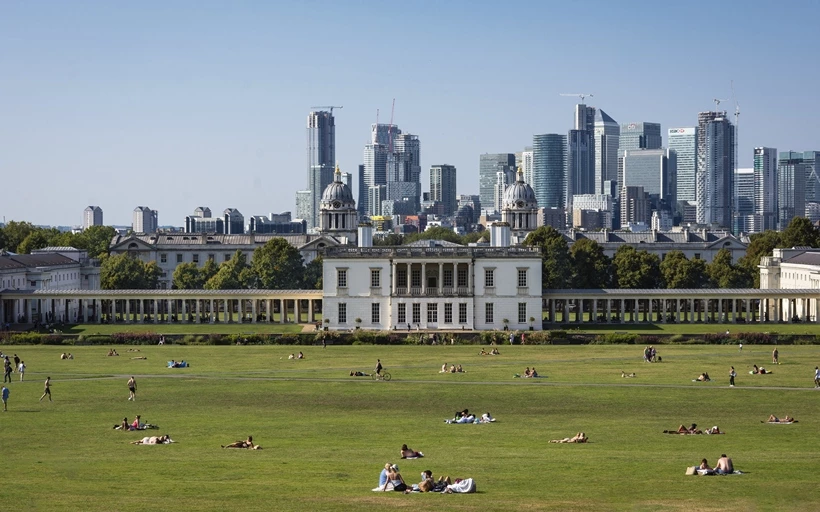 Greenwich Park views toward Canary Wharf from Greenwich SE10