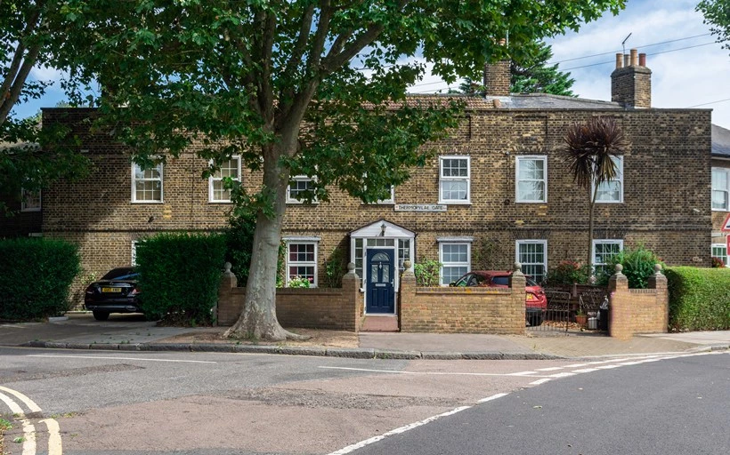 Thermopylae Gate, Isle of Dogs E14