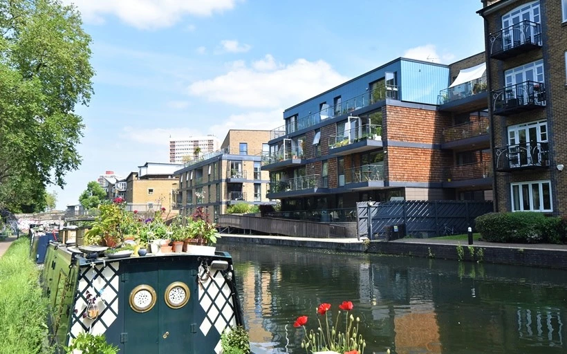Gunmakers Wharf pictured from the opposite bank of the Hertford Union Canal