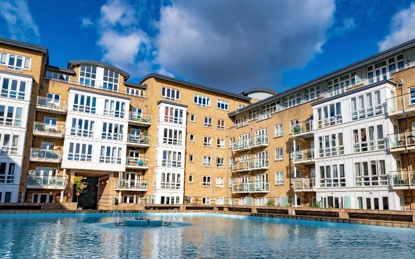 Lockes Wharf St Davids Square water feature