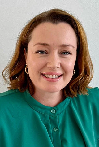 Karen Louca - Sales Consultant Karen Louca - Sales Consultant