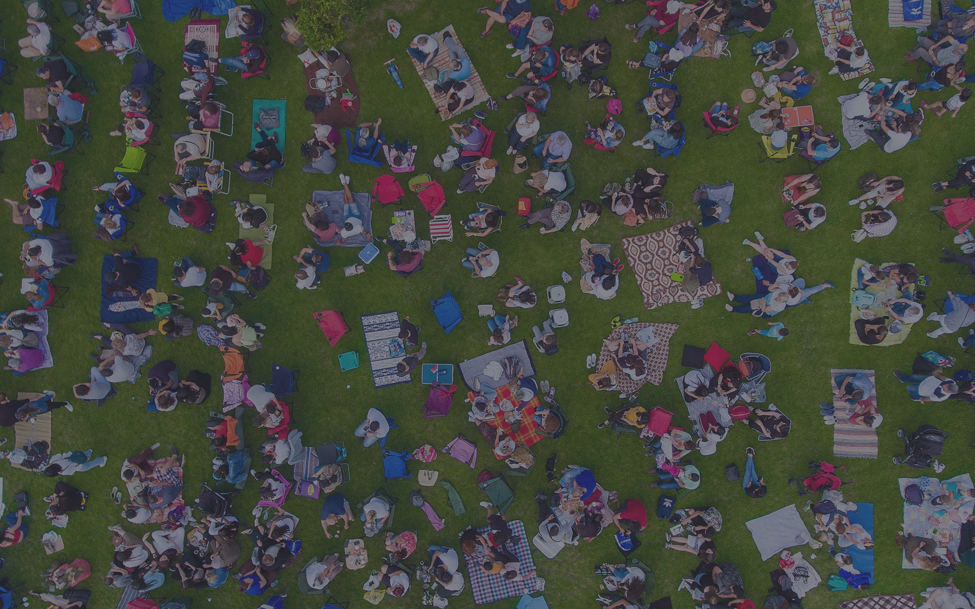 <img src='/content/images/logo-2.svg' alt='Found'>