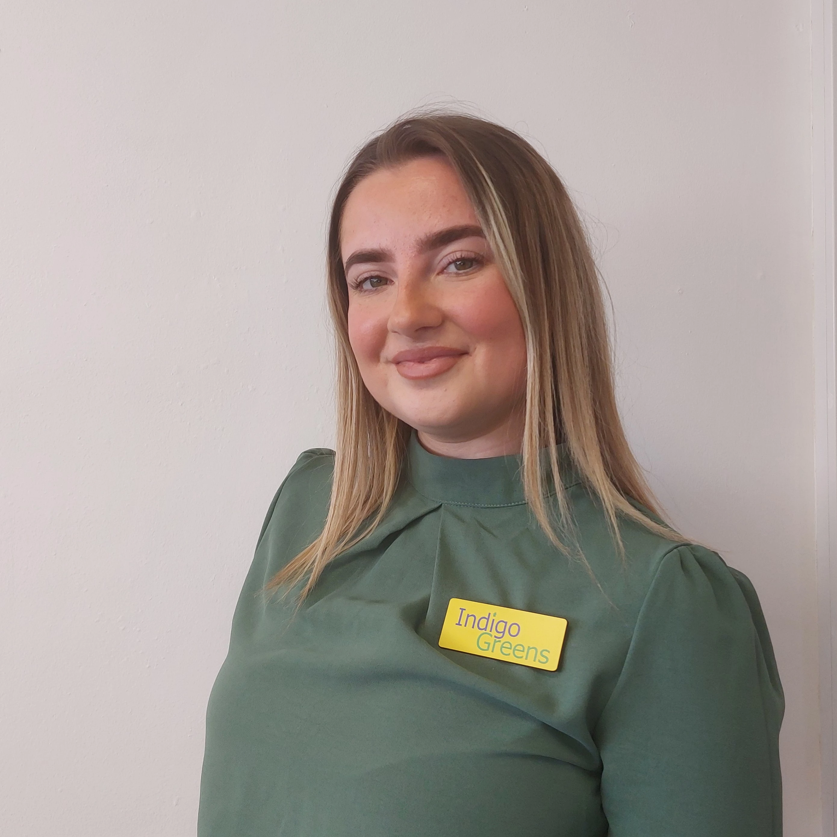 Izzy Shutt - Sales Progressor