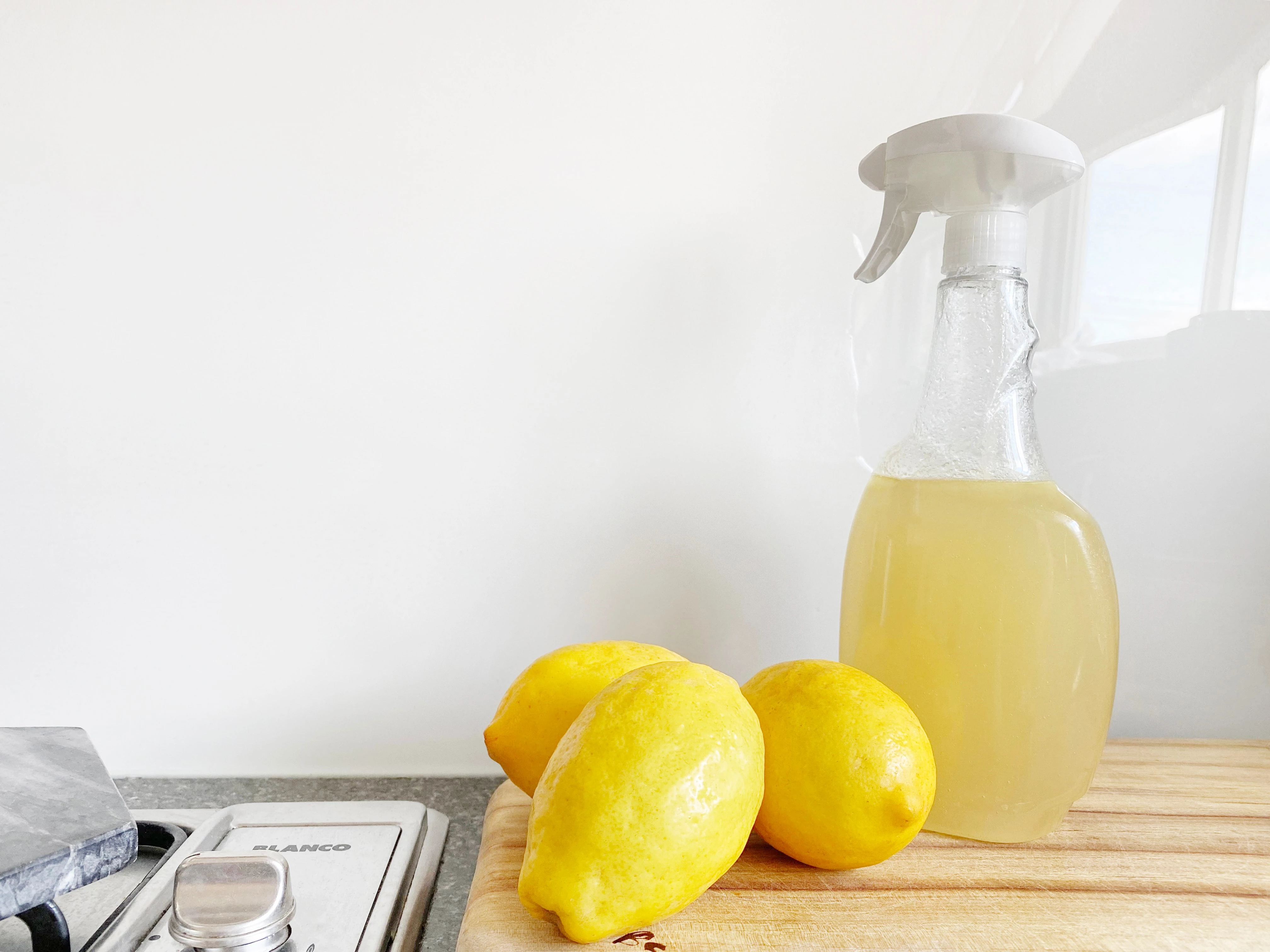 Yellow Lemon Cleaning