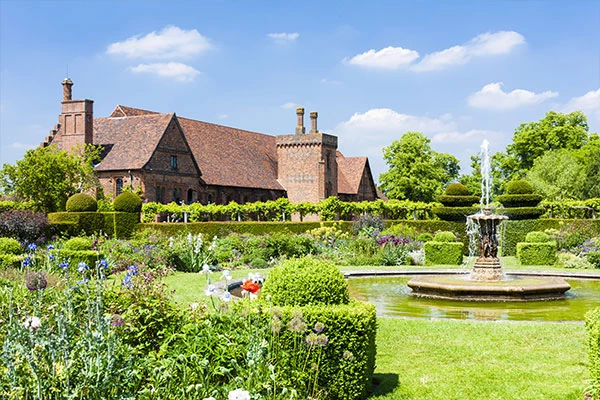 About Larkham and Pike Estates Ltd About Larkham and Pike Estates Ltd