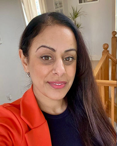 Dee McCann - Business Development Manager Dee McCann - Business Development Manager