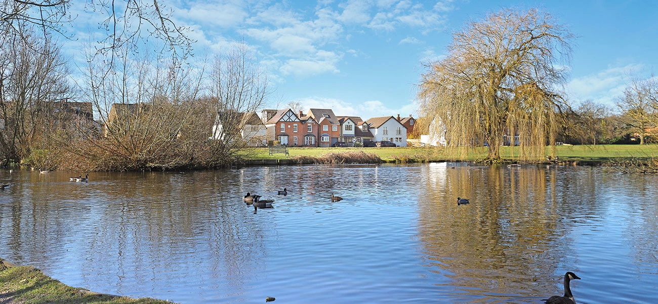 Guide to Theydon Bois